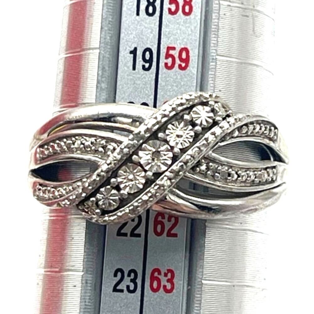 JWBR 925 Sterling Silver Ring Clear Stones Cross Over Vintage Size 9.5